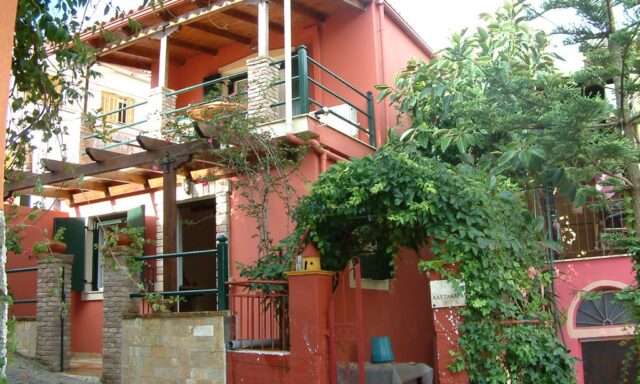 Aleka Apartments